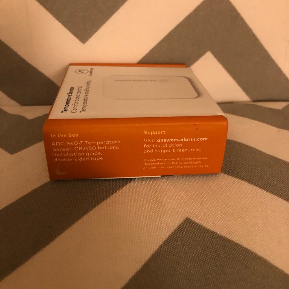 Alarm.com Temperature & Humidity Sensor NEW - Picture 4 of 5